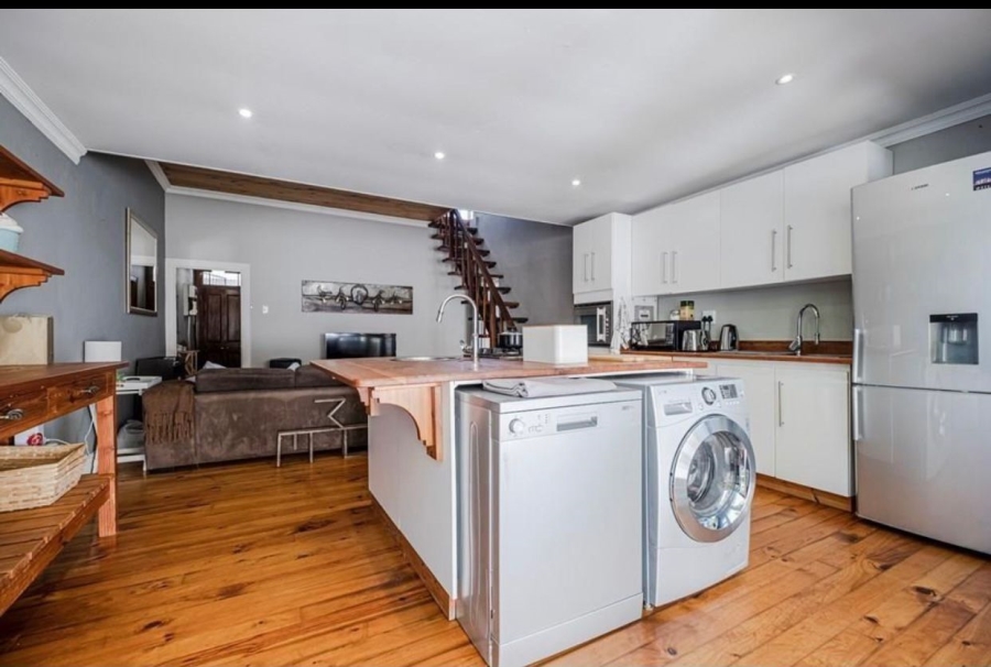 To Let 2 Bedroom Property for Rent in Richmond Hill Eastern Cape